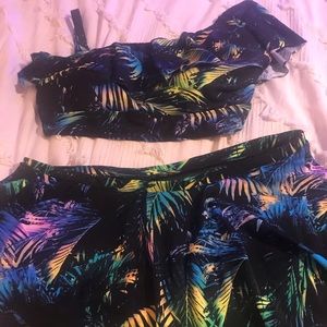 Torrid swim top and skirt size 2(18-20). Never worn